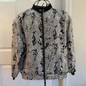 FUDA INTERNATIONAL 100% SILK JACKET SIZE L